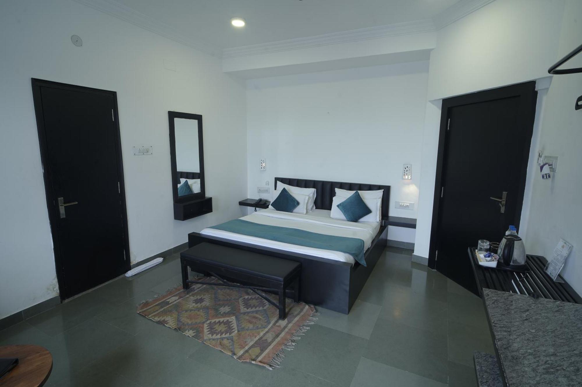 Hotel Banjara Heritage Udaipur Exteriör bild