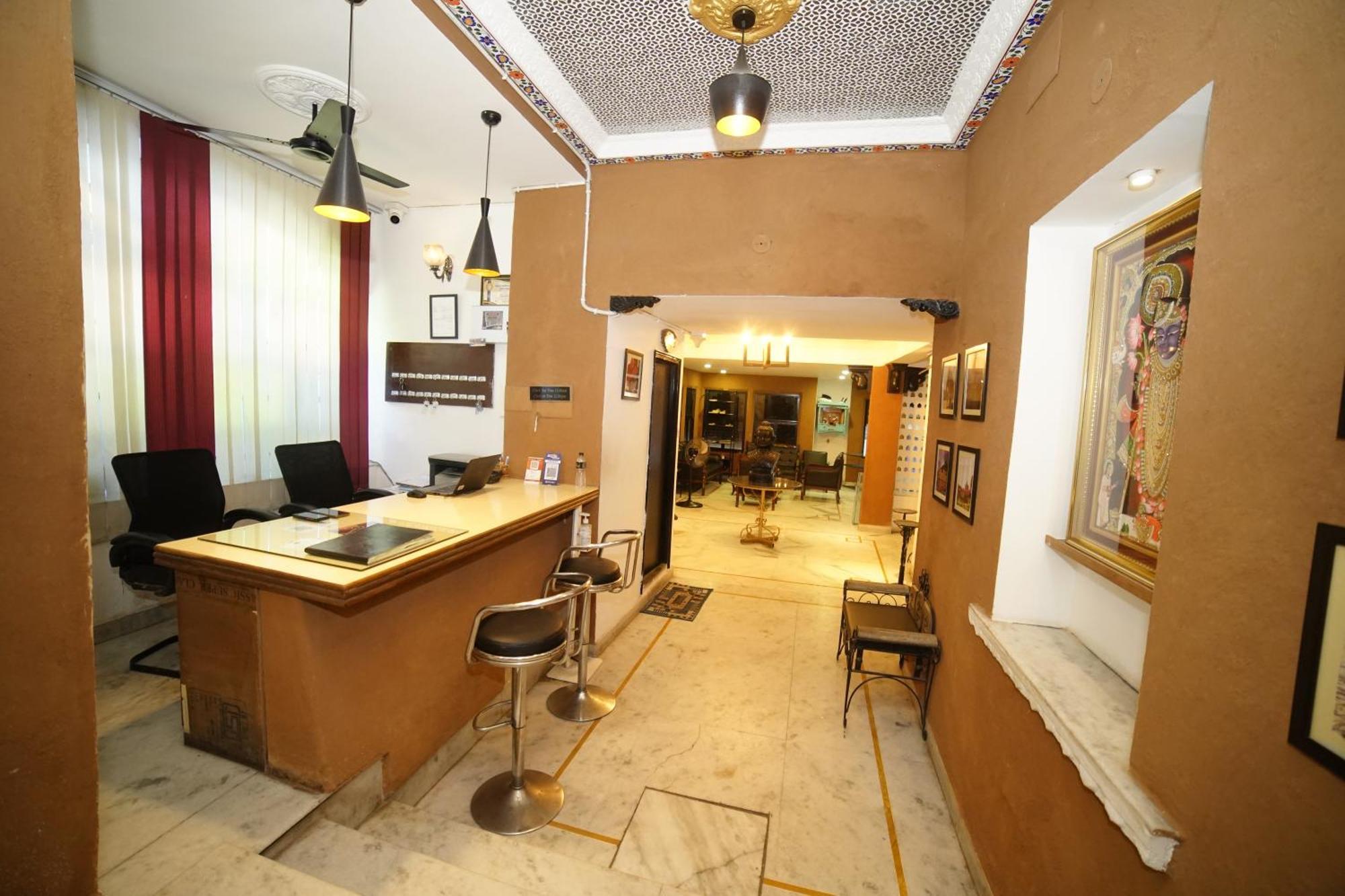 Hotel Banjara Heritage Udaipur Exteriör bild