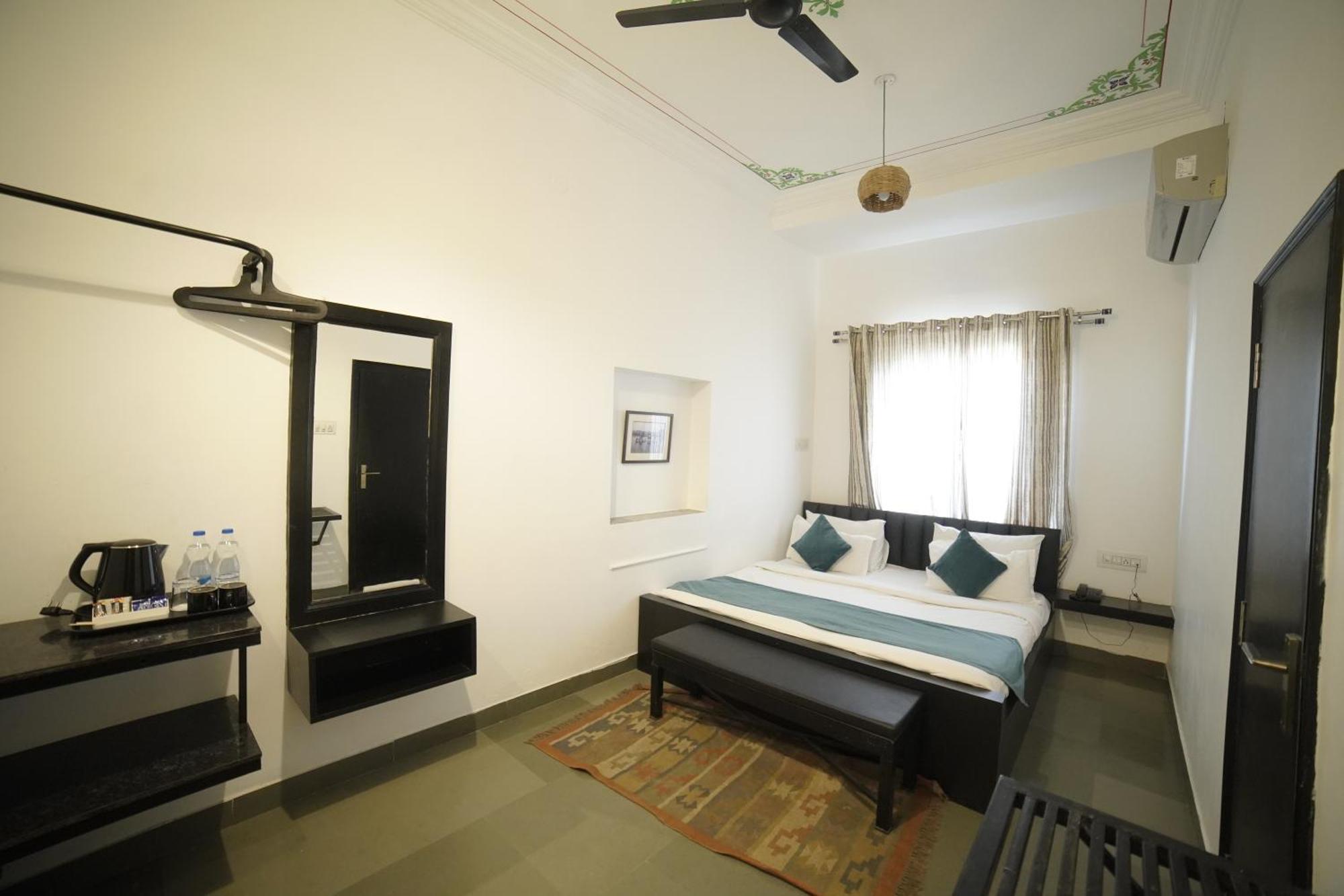 Hotel Banjara Heritage Udaipur Exteriör bild