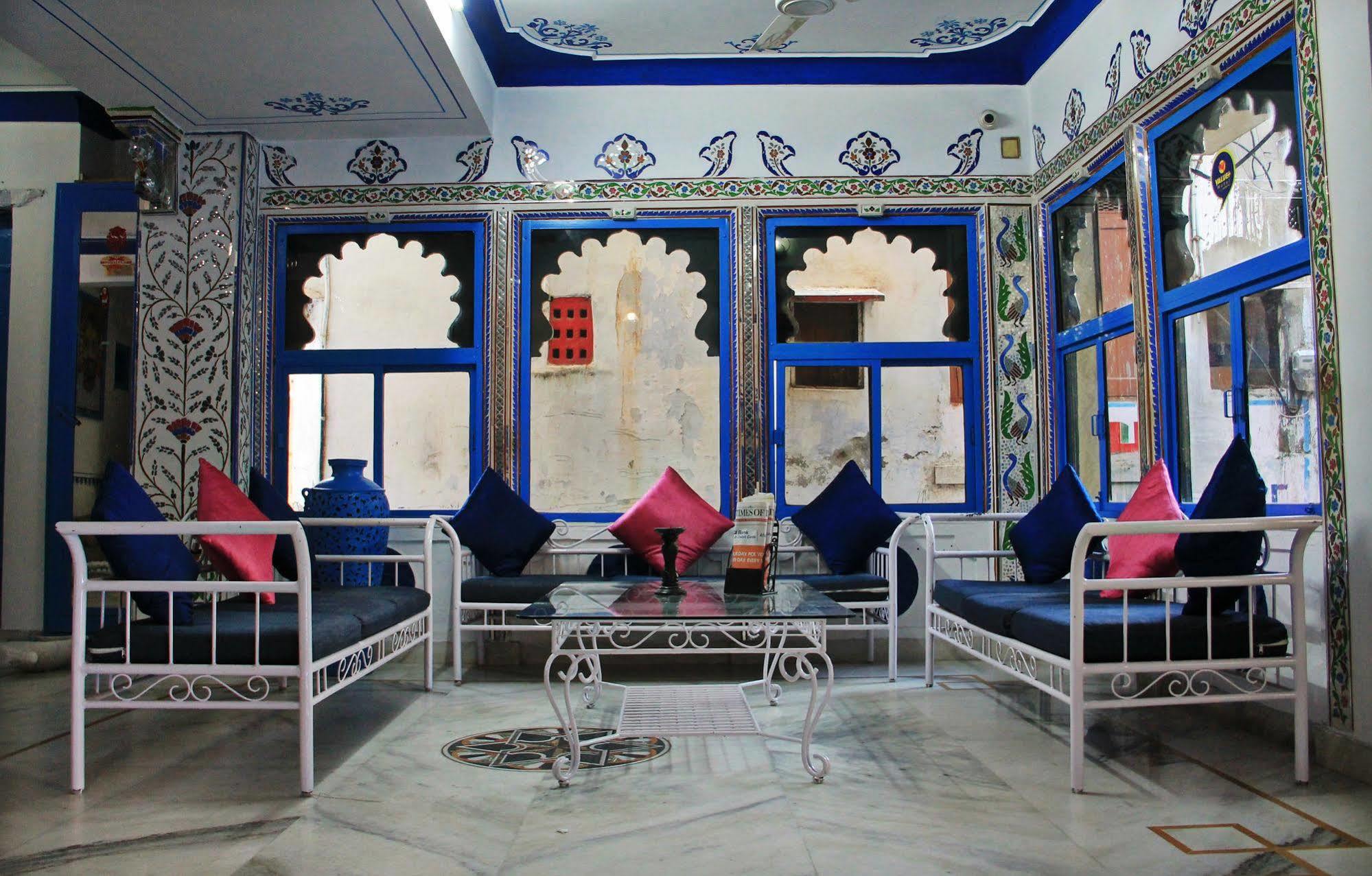 Hotel Banjara Heritage Udaipur Exteriör bild